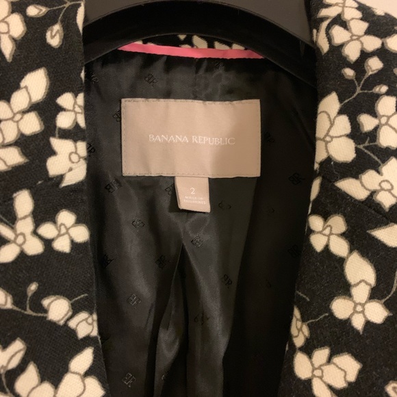 Banana Republic blazer - Picture 3 of 3